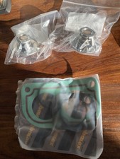 RE33705 Thermostat Kit For John Deere 6400 6800 and Many More In Stock New