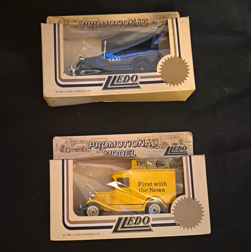Lledo promotional ford 1934 - promotional,