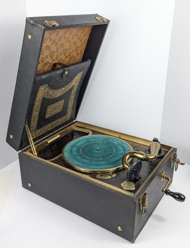 Cecilian phonograph record - cecilian,