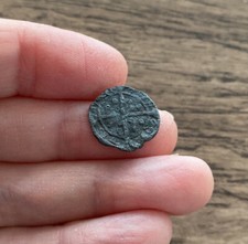 EARLY 16TH CENTURY. LEAD ‘BOY BISHOP’ TOKEN.