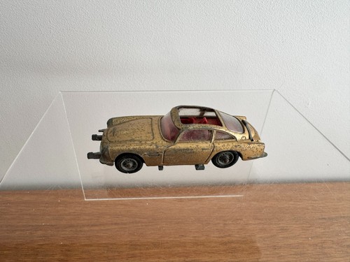 Corgi 261 original james bond - corgi,
