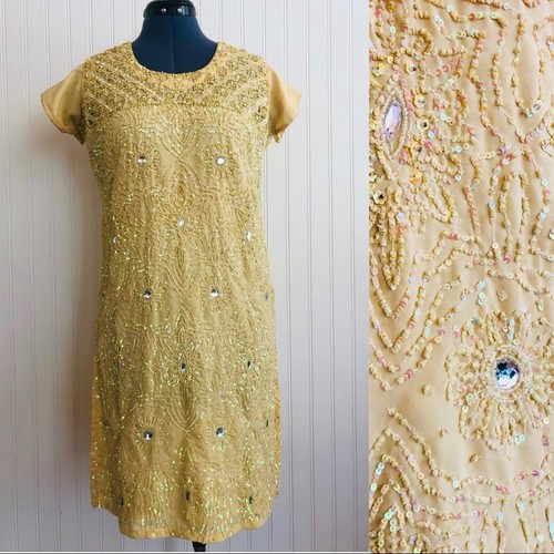 Vintage yellow buttercup - yellow,