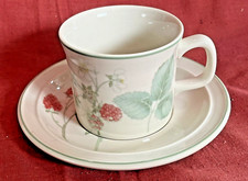 VINTAGE WEDGWOOD RASPBERRY