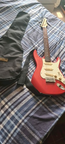 Peavey international strat - peavey,