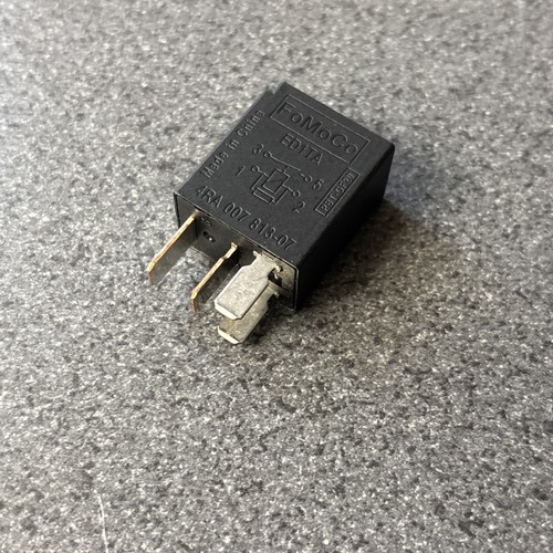 Ford pin black - ford, 4-pin