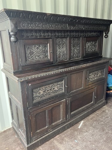17th century oak court - 17th,