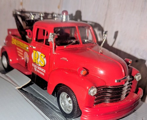 Welly chevy tow truck still - chevy,