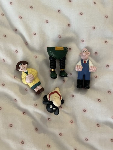 Wallace gromit figures - gromit,