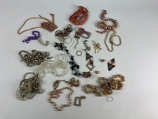 586g broken lot necklaces - lot,