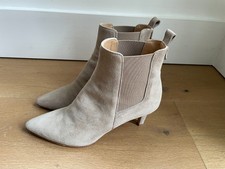 RUSSELL & BROMLEY Ambition