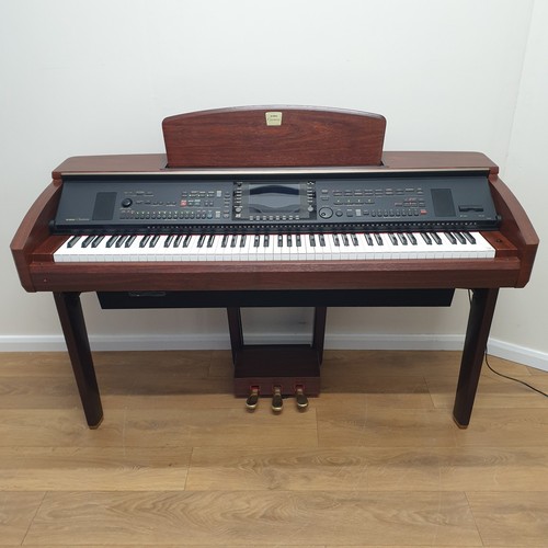 Yamaha cvp307 mahogany - cvp307, in