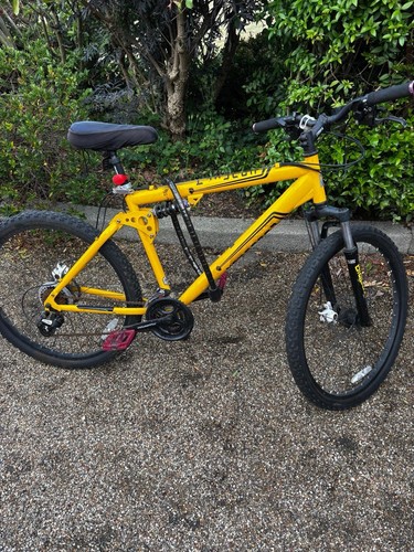 Mans mountain bike 26in wheel - bike,