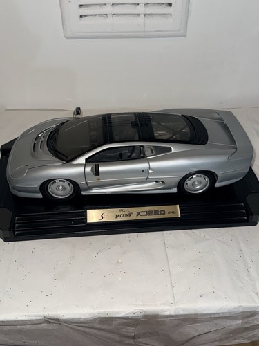 Maisto jaguar xj220 1992 - maisto,