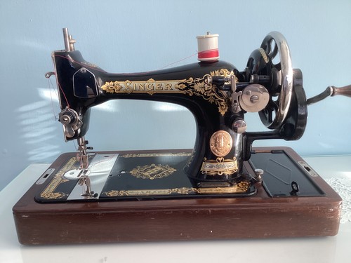 Singer sewing machine hand - machine,
