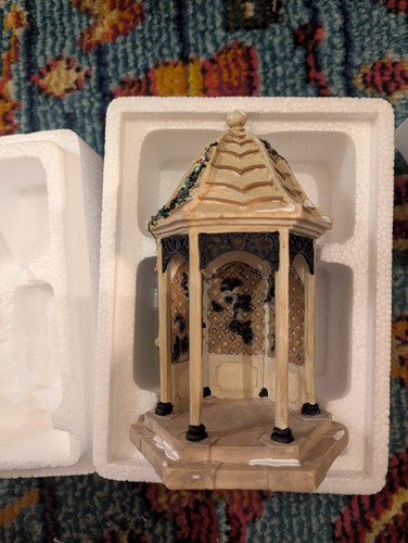 Dept snow village - 56,