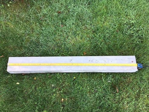 Concrete lintel 140mm x - x,