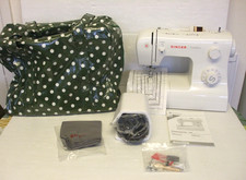 Singer Tradition 2282 Sewing