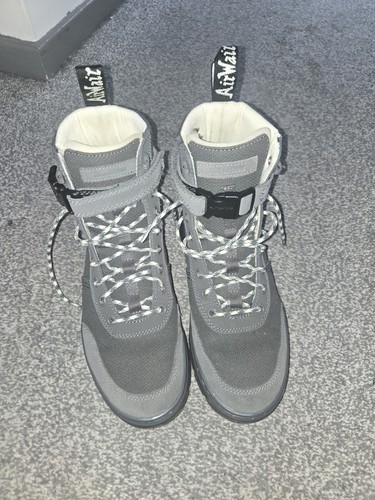Martens size combs tech - size, 7