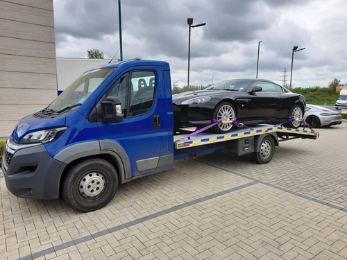 Classic car transport - classic, transport/barn