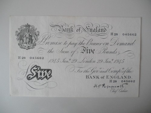 White fiver banknote 29th - £5,