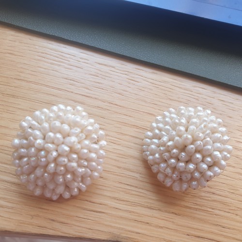 Vtg 60s seed pearl clip - vtg,