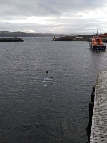 Photo 6x4 sunken dinghy - 6x4,