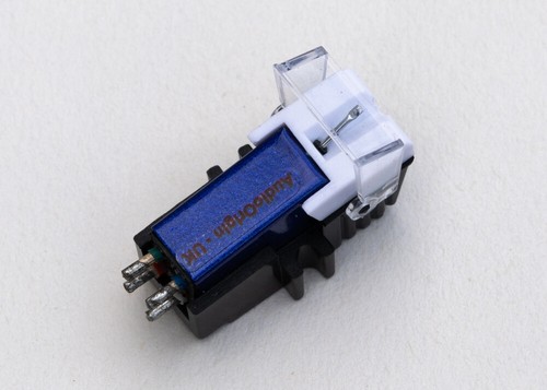 Cartridge with diamond stylus - with,