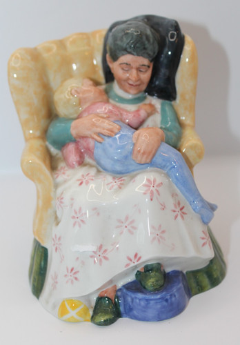 Royal doulton figurine sweet - figurine,
