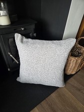 4 Grey and Cream Bobble