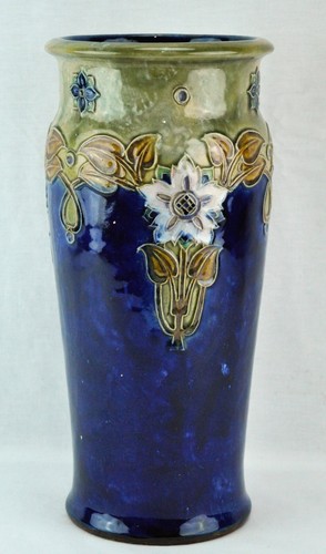 Antique royal doulton - royal,