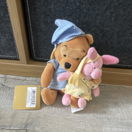 Disney winnie the pooh - winnie, &