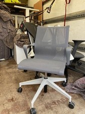 Herman Miller Setu Office