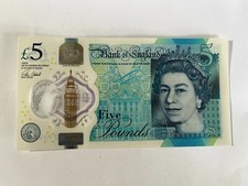 RARE QEII / Churchill Polymer £5 Note  - Early Serial No. AA19 - Nr perfect cond