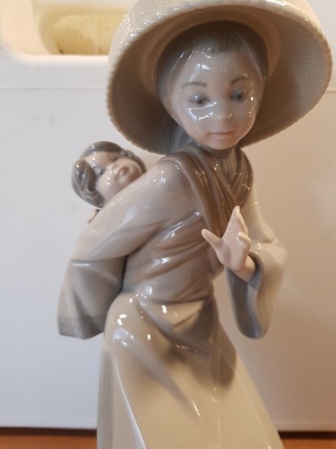 Lladro chinese figurine with - lladro,