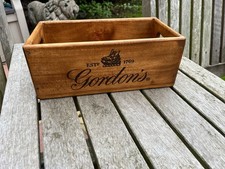GORDONS GIN BOX STORAGE CRATE MADE FROM RECLAIMED TIMBERS MAN CAVE 11x15x28cm