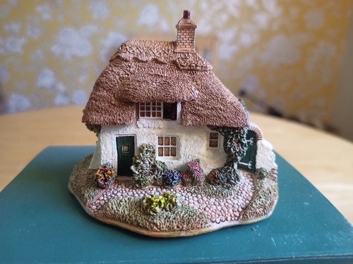 Lilliput lane crispin cottage - lilliput,