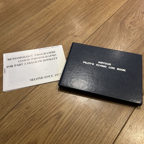 Rare used female pilot log - pilot,