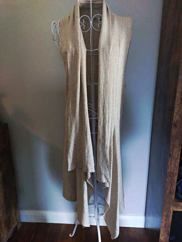 Wallis beige neck open - open, front