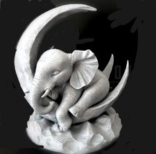 Elephant In The Moon 3d