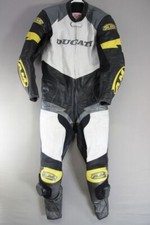 BRITISH MADE 1 PIECE A.M. LEATHERS 'DUCATI' BIKER SUIT+ARMOUR/KNEE SLIDERS 42"