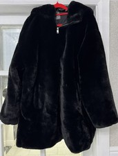 Beautiful Black Supersoft Hooded  Faux Fur Coat. Size 14/16. Excellent Condition