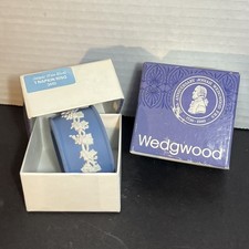 Pair of Wedgwood England pale