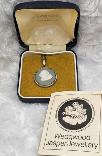 Wedgwood green jasperware - wedgwood,
