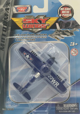 Vought F4U Corsair American Fighter Aircraft World War II Model Diecast Motormax