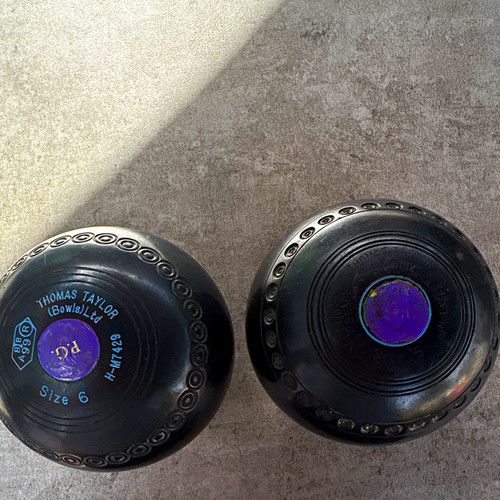Thomas taylor lawn bowls size - thomas,