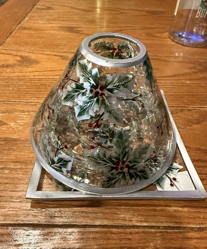 Yankee candle holiday - holiday, holly