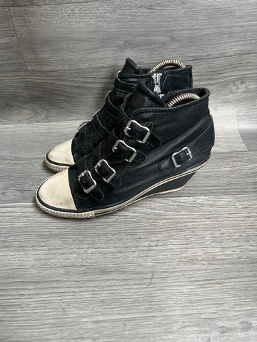Ash thelma punk mutiple buckle