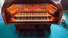 Lowrey LX/510 Majesty Electric Organ – All Functions Working, Includes Stool