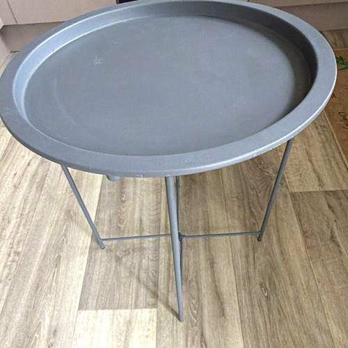 Round grey metal folding tray - grey,
