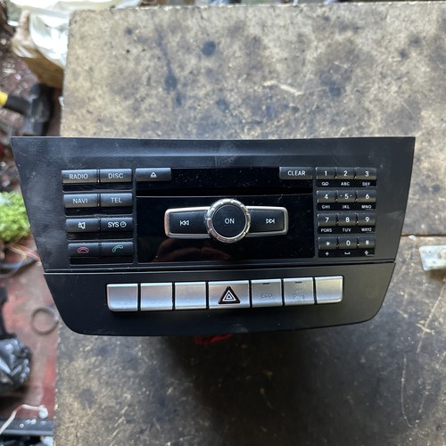 Mercedes class stereo - mercedes, sat